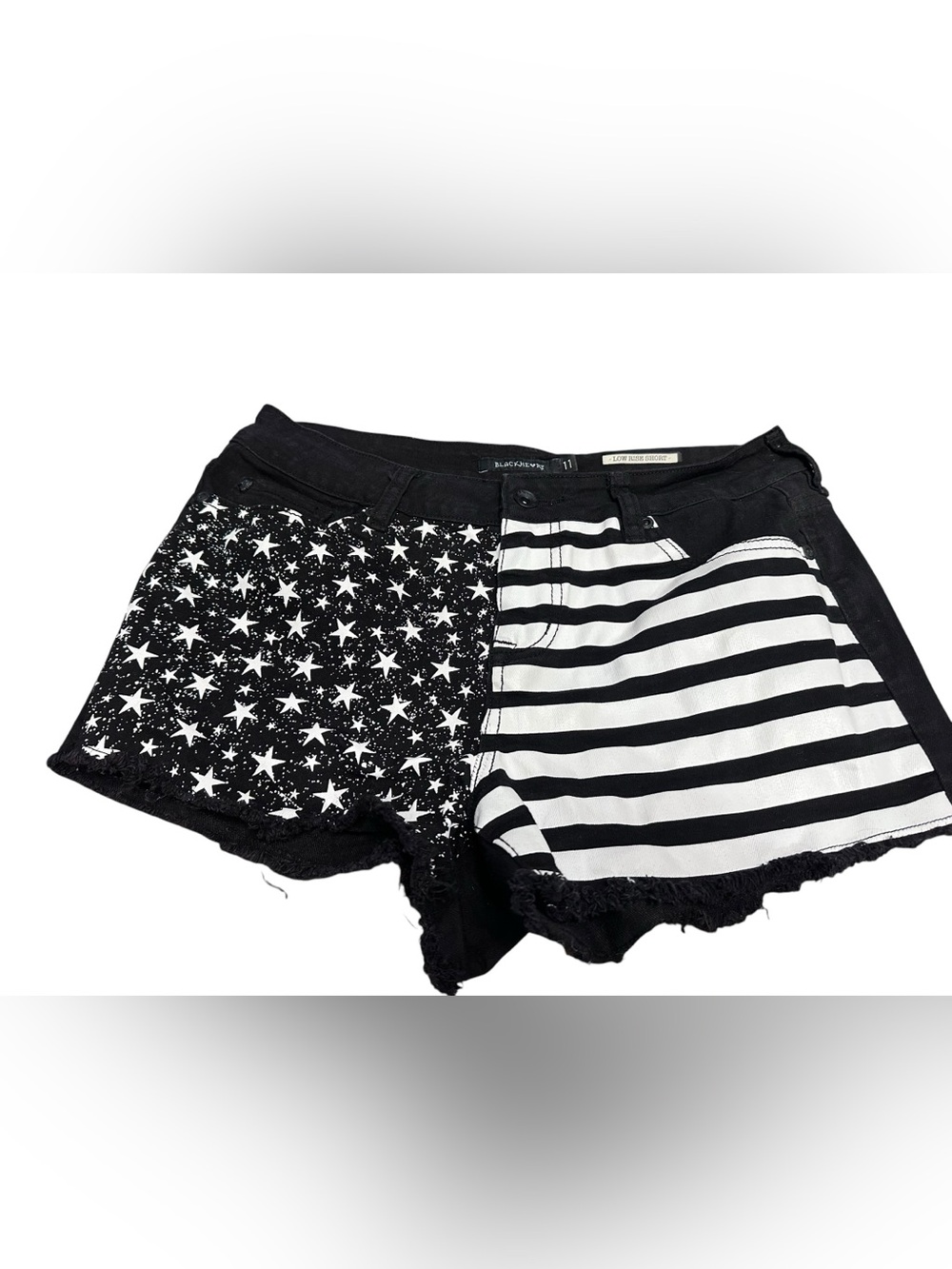 Blackheart‎ women’s American Flag Stars & Stripes Low Rise Denim Shorts Size 11
